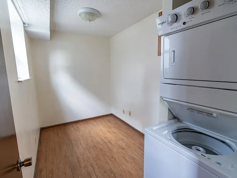 923 Vattier St #2 — Photo 6