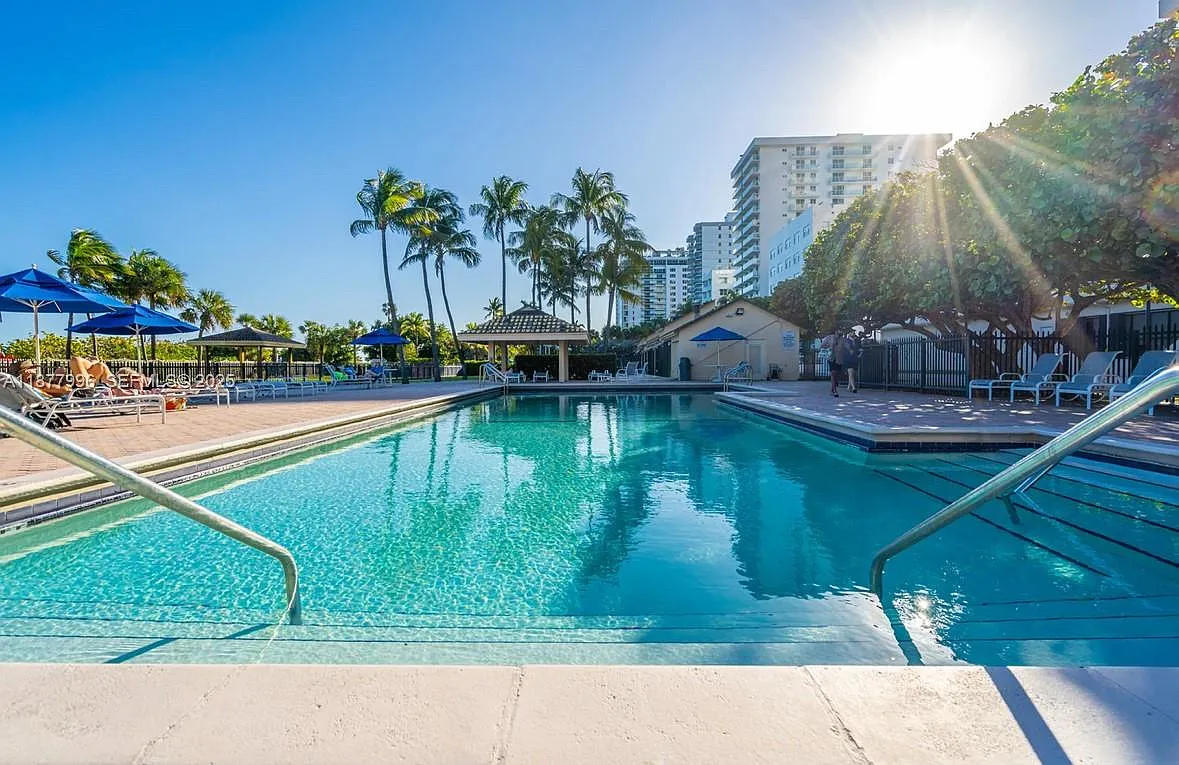 1 bed, 798 sqft, $6,600 — Photo 4