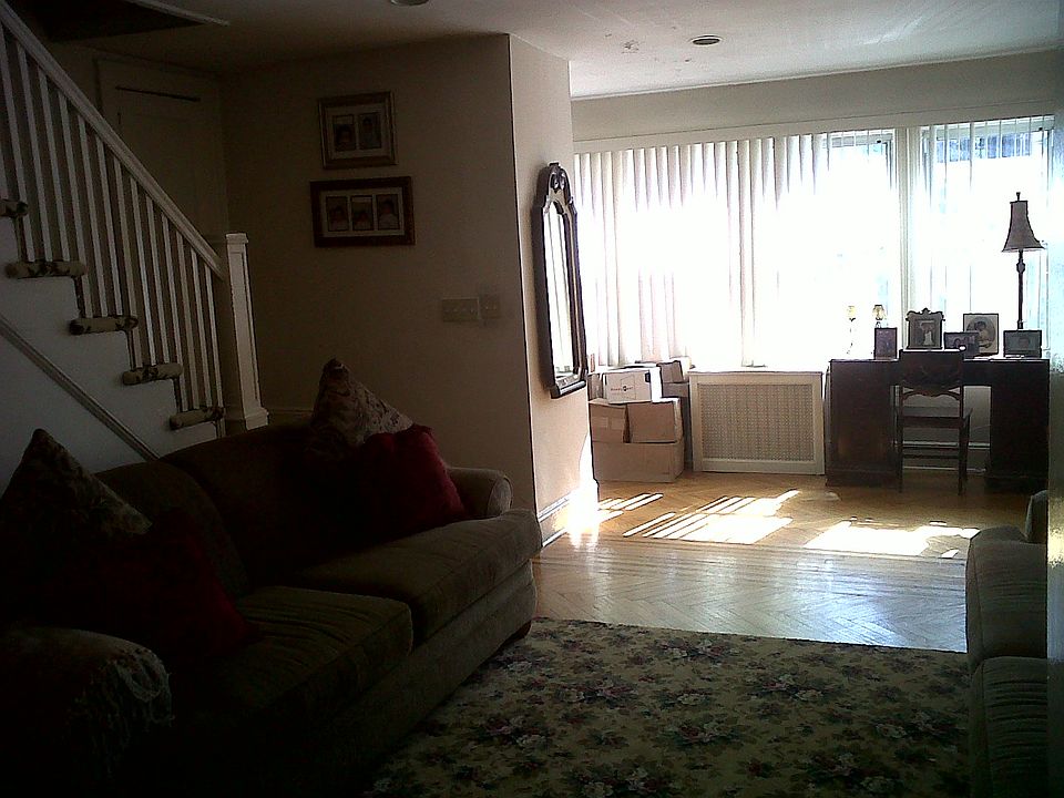 1st image of 1334 E 14th St