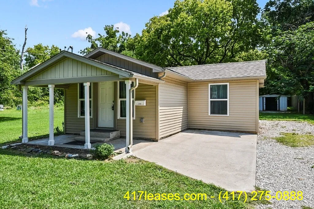 1 bed, 554 sqft, $875 — Photo 1