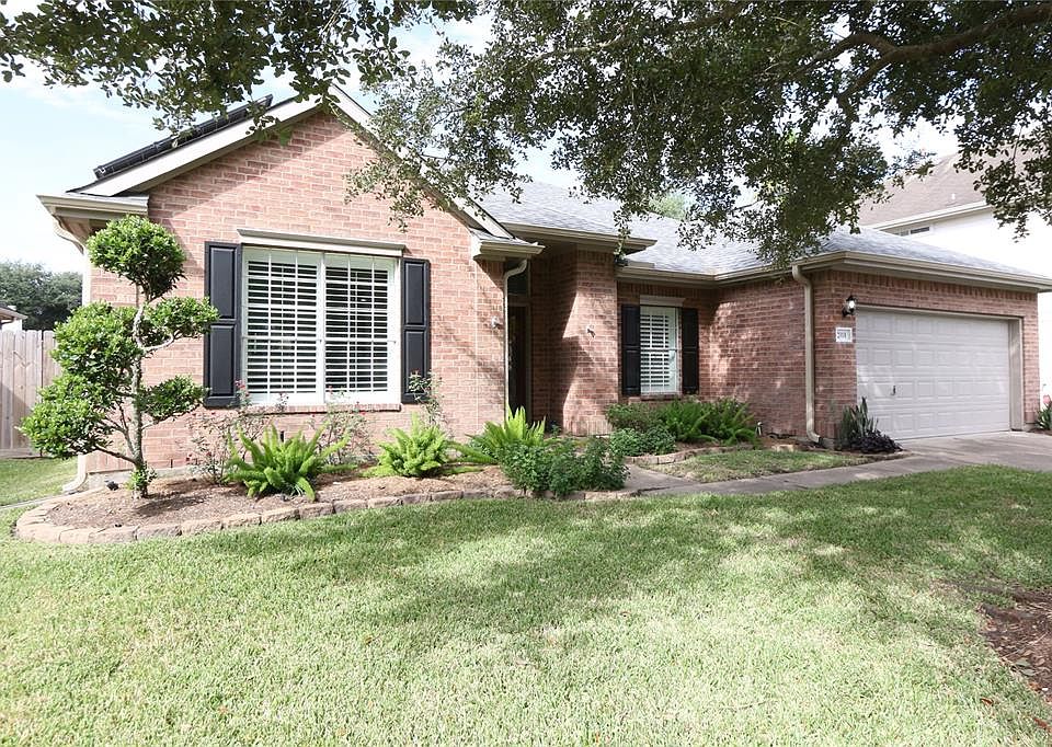 1st image of 2018 Winding Hollow Dr