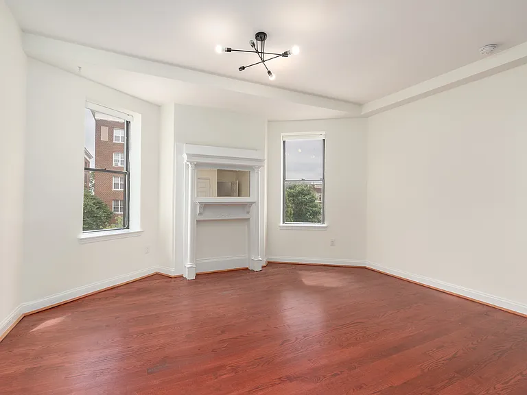 2502 13th St NW — Photo 6