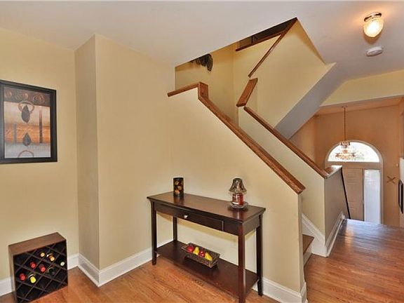 5th image of 5 Louisburg Sq #40
