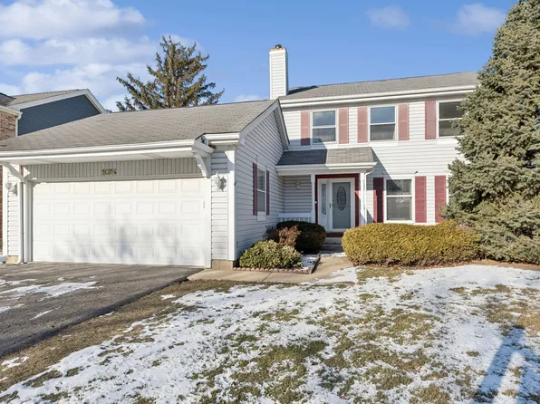 1074 Shady Tree Ln, Wheeling, IL 60090