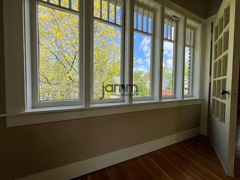 3232 Clarendon Rd — Photo 25