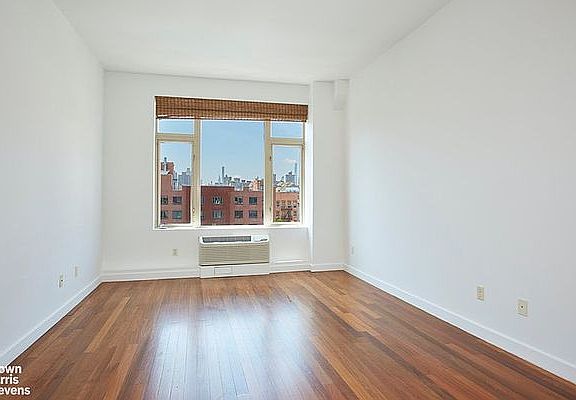 4th image of 161 E 110th St APT 6I