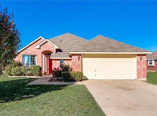313 Windmill Dr, Lavon, TX 75166
