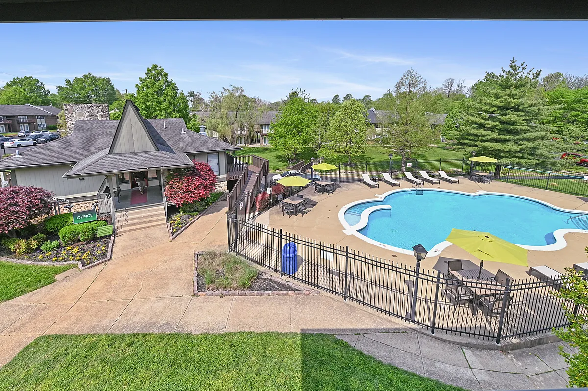 Building Photo - Bardstown Forest