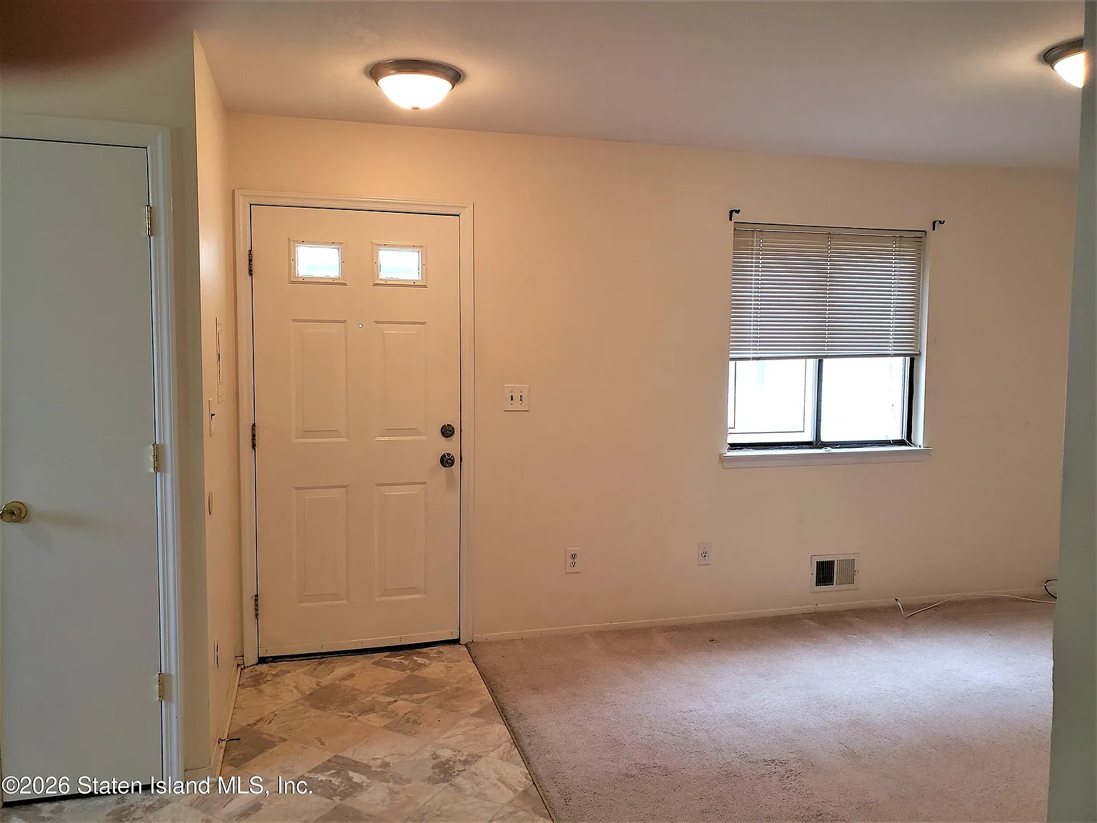 1 bed, 1.0 bath, 700 sqft, $1,700 — Photo 2