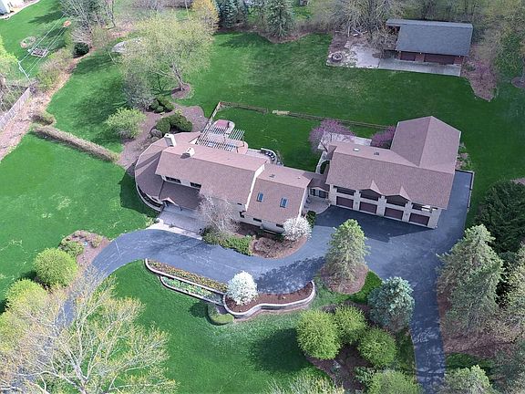 2nd image of 28W475 Wynn Ave