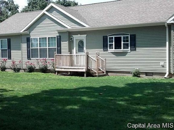 3rd image of 230 S Chamberlain St