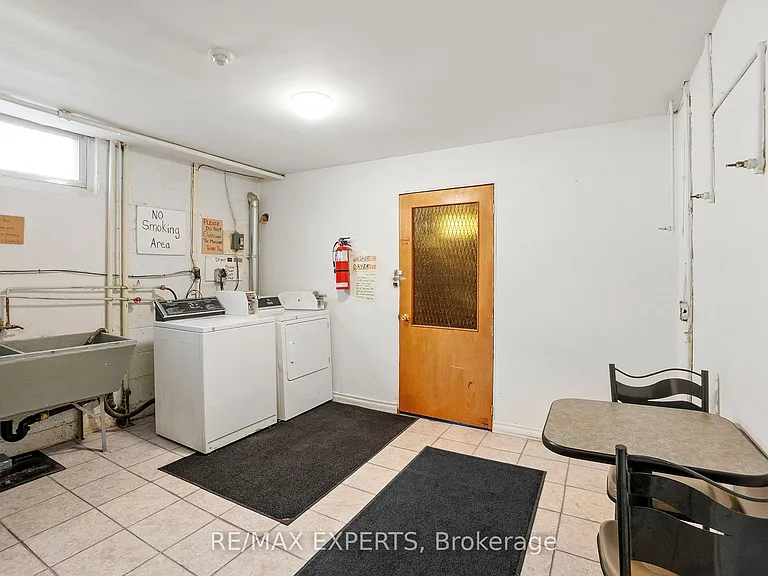 3261A Lakeshore Rd W #101 — Photo 48