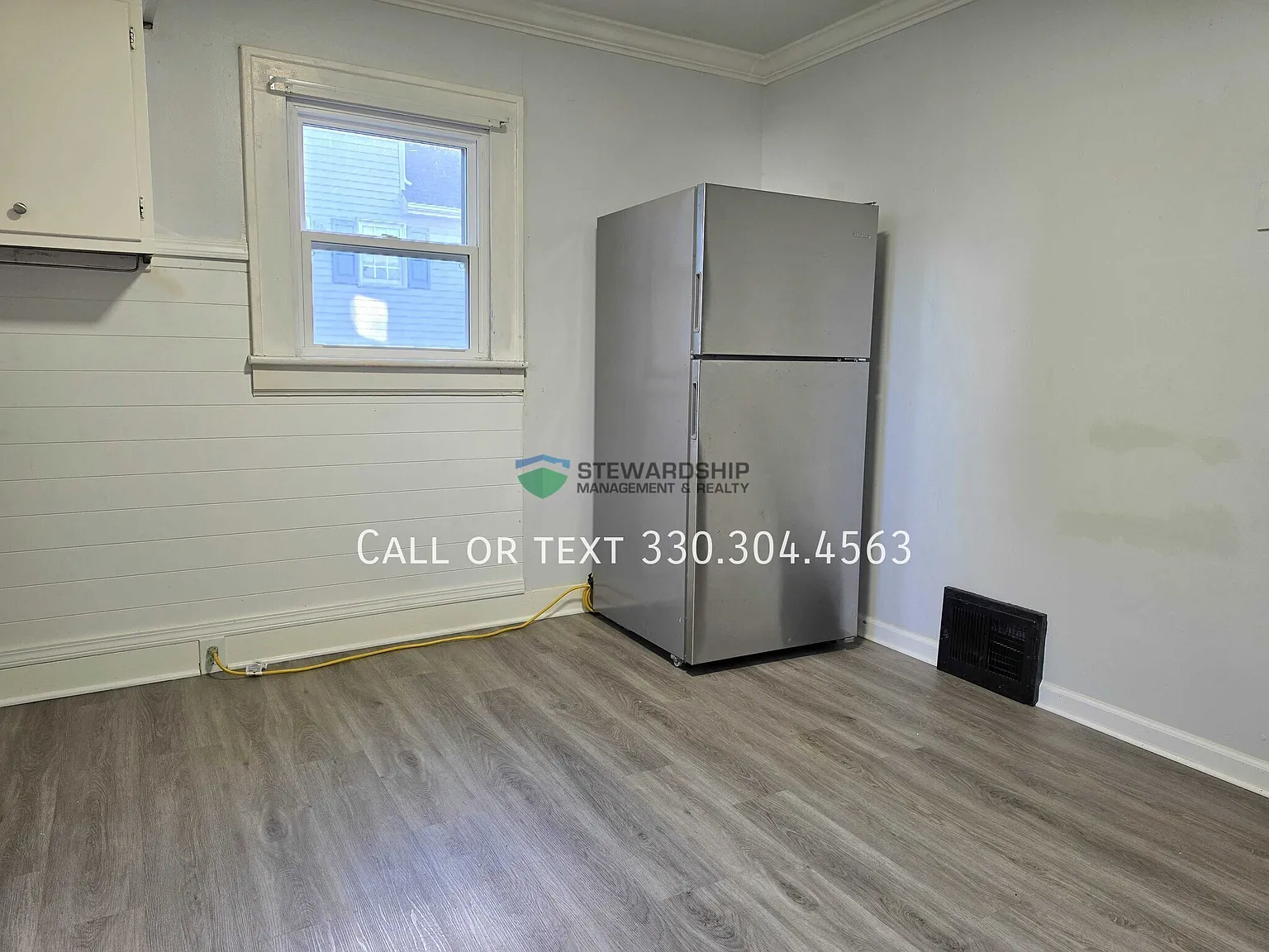 Two-Bedroom, One-Bathroom Home In Akron Available Now! — Photo 2