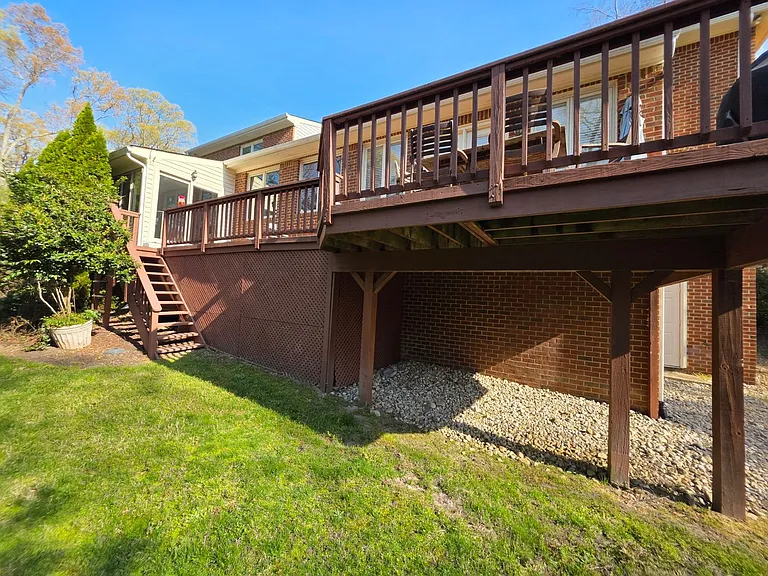 3201 Chapham Cross — Photo 43