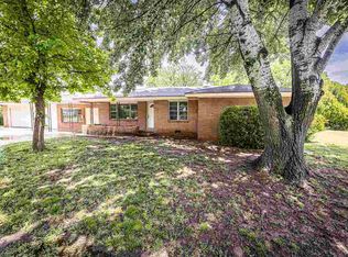 325 S 1st St, Walters, OK 73572