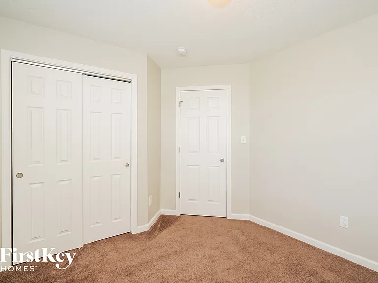 7847 Danube St — Photo 13