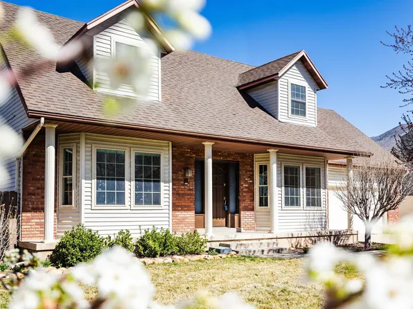 2543 E Cliff Swallow Dr S, Sandy, UT 84093