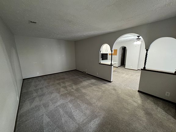 4th image of 6507 S 46th St #7