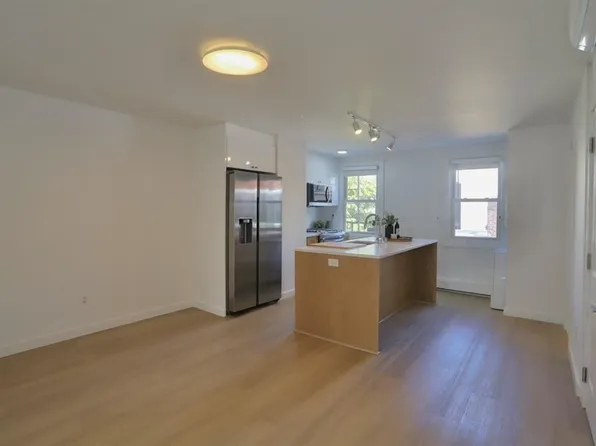 432 2nd Street image 1 of 21