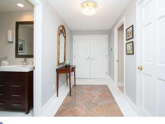 3rd image of 233 S 6th St #Penthouse 2406