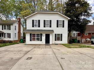 4927 Curtiswood Dr, Charlotte, NC 28213