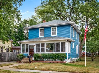 407 N Poplar St, Waukegan, IL 60085