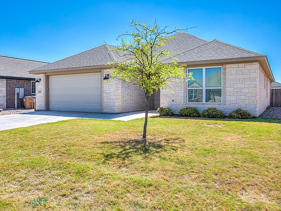 3rd image of 4029 Blair Ln