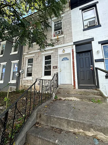 24 E Abbottsford Ave Photo 1