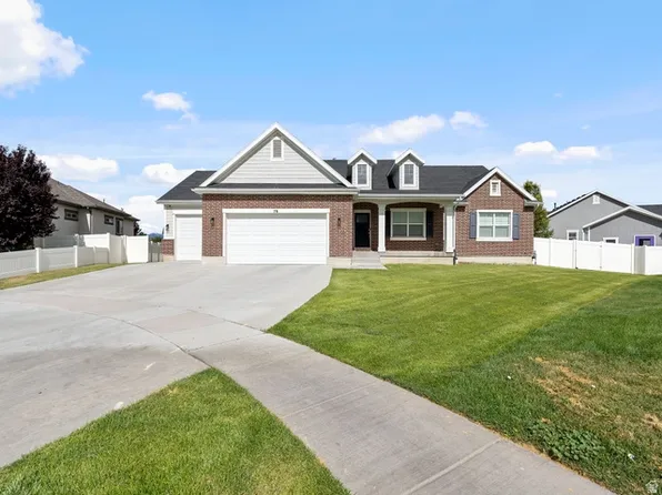 78 W Danbury Ln N, Tooele, UT 84074