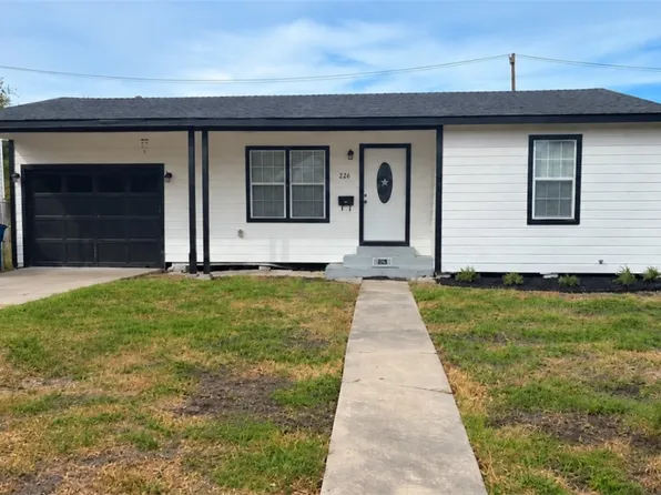 226 W Vanderbilt Dr, Corpus Christi, TX 78415