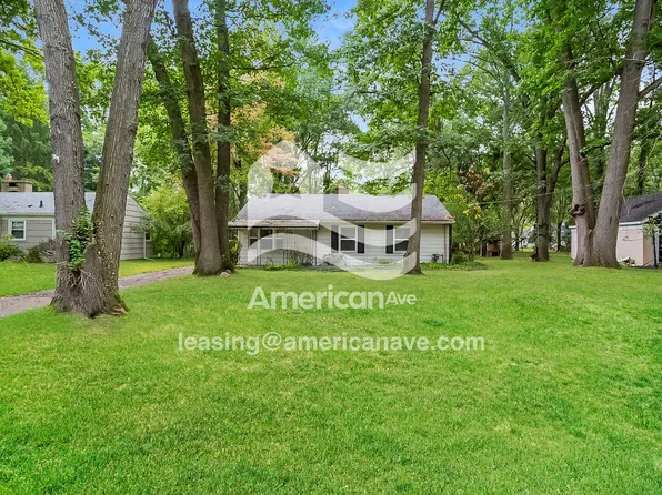 20521 Woodburn Dr, Southfield, MI 48075
