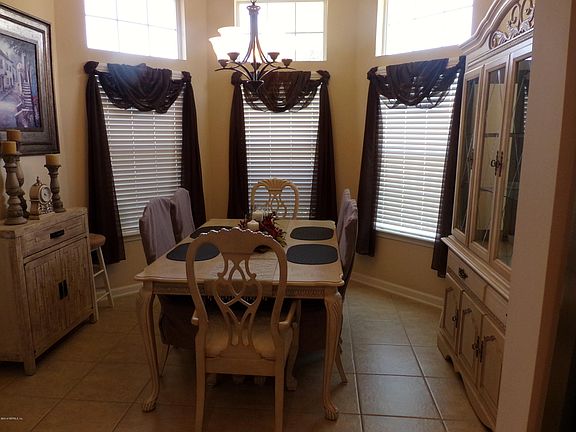 3rd image of 2898 Cross Creek Dr