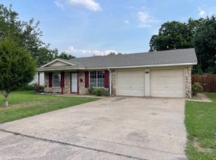 3218 Morris Ave, Irving, TX 75061