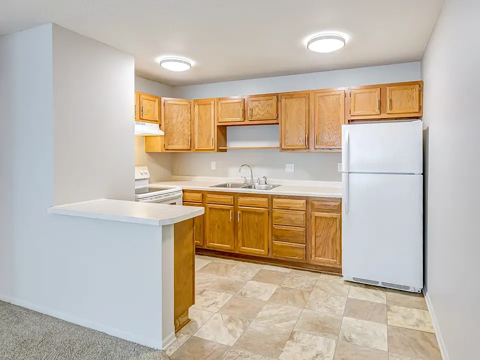 Pine Tree Park Apartments