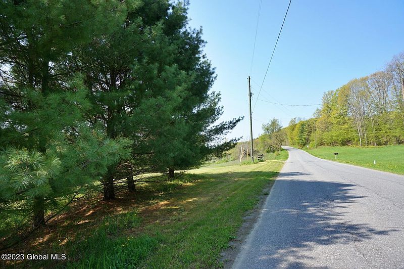 5th image of 498 Chamberlain Mills Road