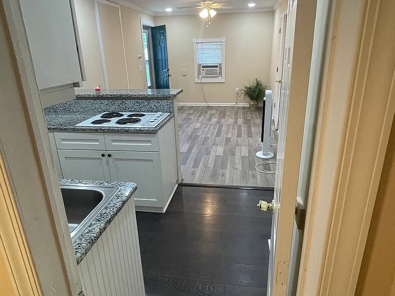 172 Bridgestone Dr — Photo 1
