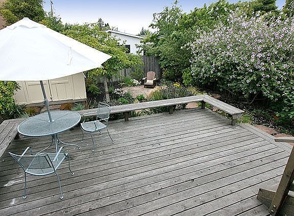 Expansive back deck and patio for 
