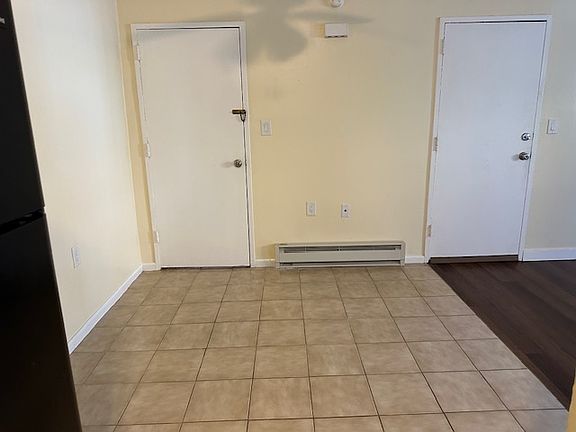 4th image of 113 Niles Hill Rd #113A