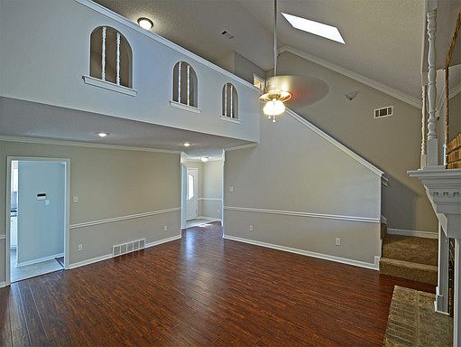 4th image of 4549 Pinegate Dr