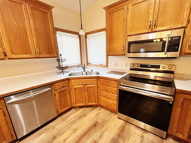 19350 Rush Ct NW — Photo 11