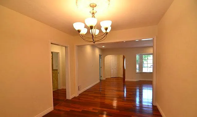 3 bed, 1448 sqft, $6,450 — Photo 2