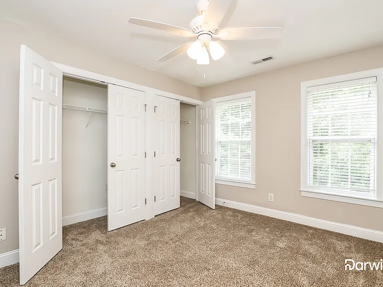 116 Eva Dr — Photo 12