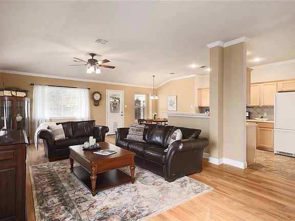 5th image of 3809 Brownstone Cv