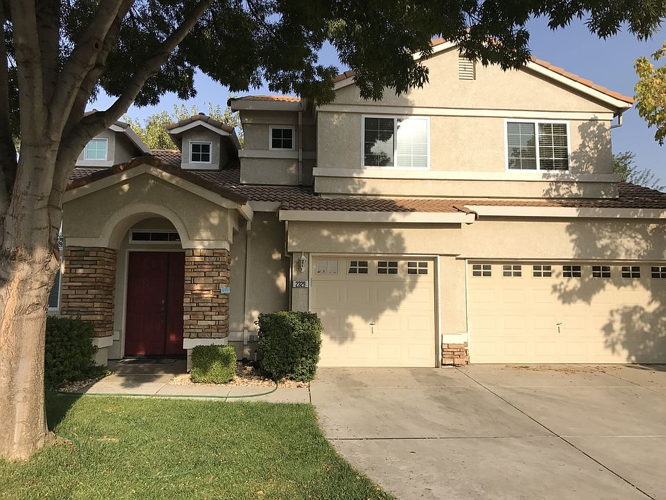 1st image of 2329 Carol Ann Dr
