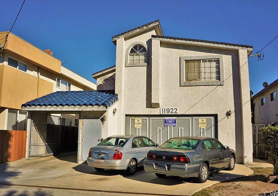 1st image of 11922 York Ave