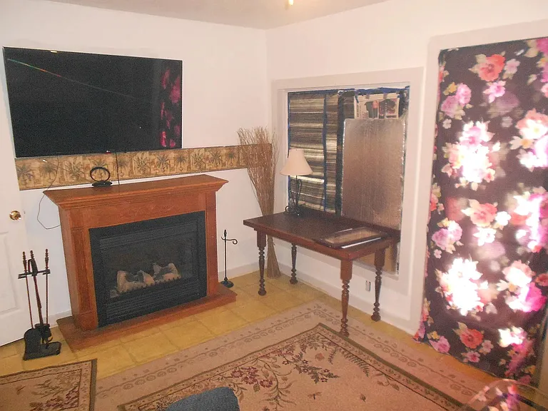 3309 Avenue I — Photo 23