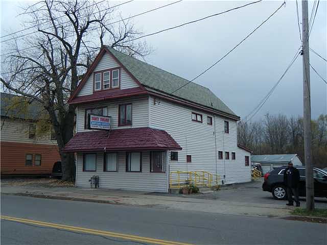 1st image of 1029 Walden Ave