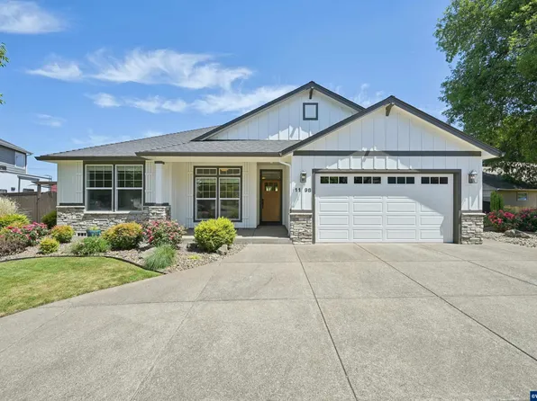 1198 SW Linden Ln, Dallas, OR 97338