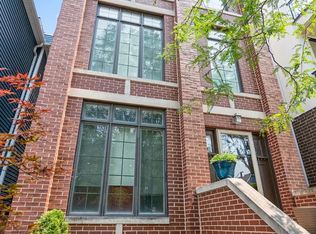1757 N Kedzie Ave #1, Chicago, IL 60647