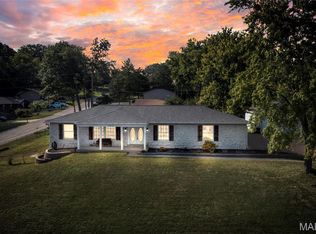 609 Cerny Ave, Eureka, MO